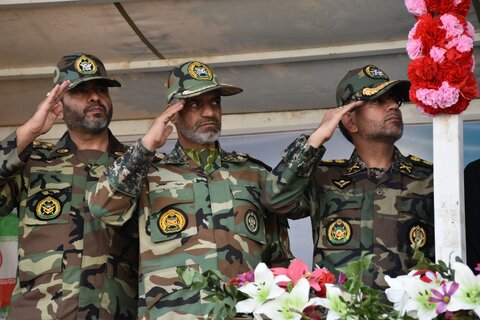 تصاویر/رژه نیروهای مسلح در سنندج (بخش 2)