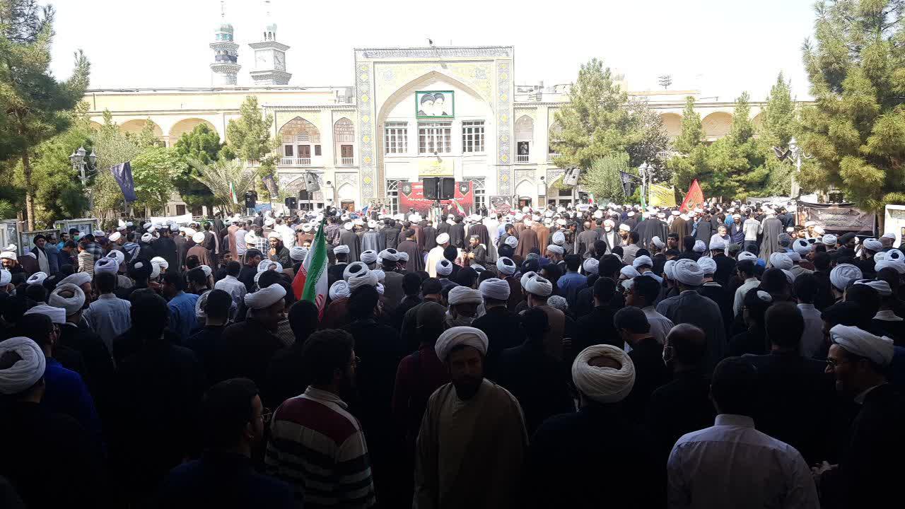 فیلم | خروش حوزویان در خاستگاه انقلاب علیه تعرض به مقدسات