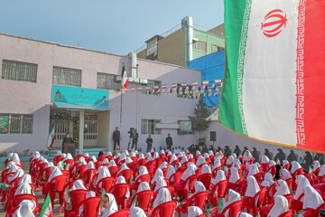 سند تحول بنیادین آموزش و پرورش سرلوحه تمام شئون آموزشی کشور قرار گیرد