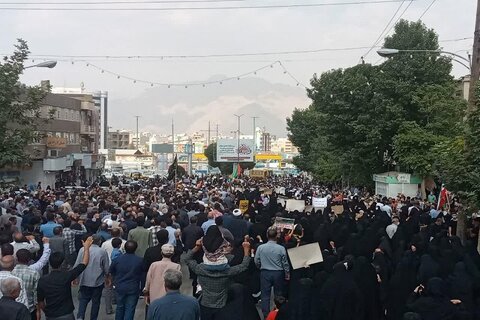 تصاویر/ خروش و فریاد مردم انقلابی کرمانشاه علیه تعرض به مقدسات