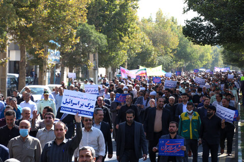 راهپیمایی مردم بروجرد در محکومیت اقدامات هنجارشکنانه آشوبگران