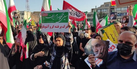 راهپیمایی امت رسول الله(ص) به سمت میدان انقلاب تهران