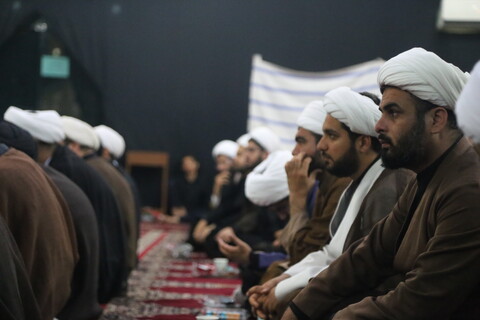تصاویر / نشست بصیرتی نقش روحانیت در جهاد تبیین