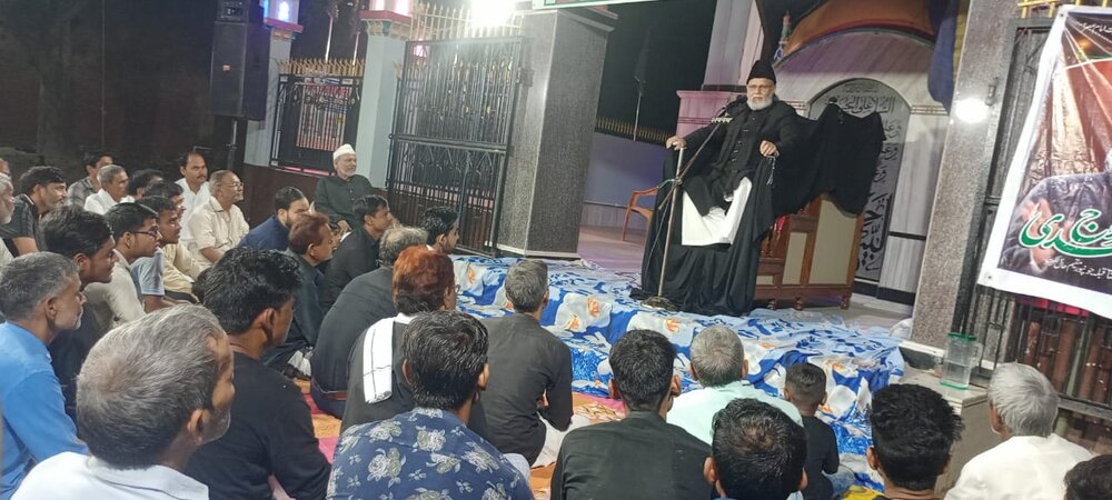 حضرت ابو طالب و مولا علی (ع) کے ذریعہ اسلام پروان چڑھا اور قیامت تک زندہ و پائندہ رہےگا