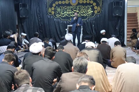 تصاویر/ مراسم ظهر شهادت امام رضا(ع) در مدرسه علمیه امام خمینی ارومیه