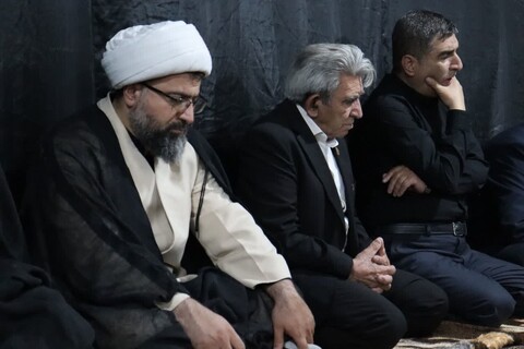 تصاویر/ مراسم ظهر شهادت امام رضا(ع) در مدرسه علمیه امام خمینی ارومیه