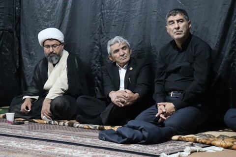 تصاویر/ مراسم ظهر شهادت امام رضا(ع) در مدرسه علمیه امام خمینی ارومیه