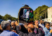 हौज़ा ए इल्मिया इस्फहान के प्रोफेसर पेशकसूत की शव यात्रा और अंतिम संस्कार / फ़ोटो