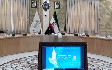 تبیین زیرساخت‌های فکری و تربیتی نسل جدید/ فرزندان خود را متفکر و خلاّق تربیت کنیم