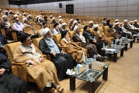 تصاویر/ دیدار مدیران مدارس و واحدهای آموزشی خوزستان با آیت الله اعرافی