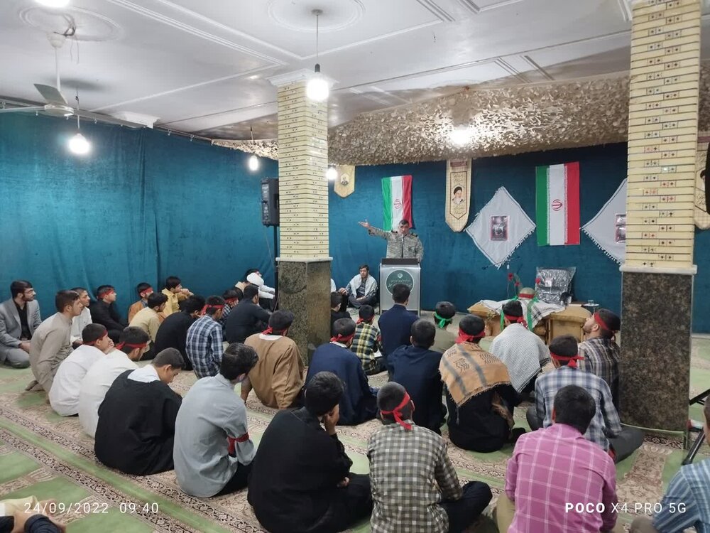 تقویت انقلاب و نظام اسلامی مهمترین وظیفه امروز حوزویان است