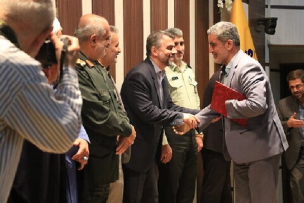 انقلاب اسلامی متعلق به همه ملت است