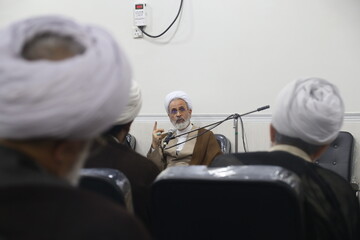 حمایت آیت الله اعرافی از توجه ویژه به خوزستان در برنامه هفتم توسعه