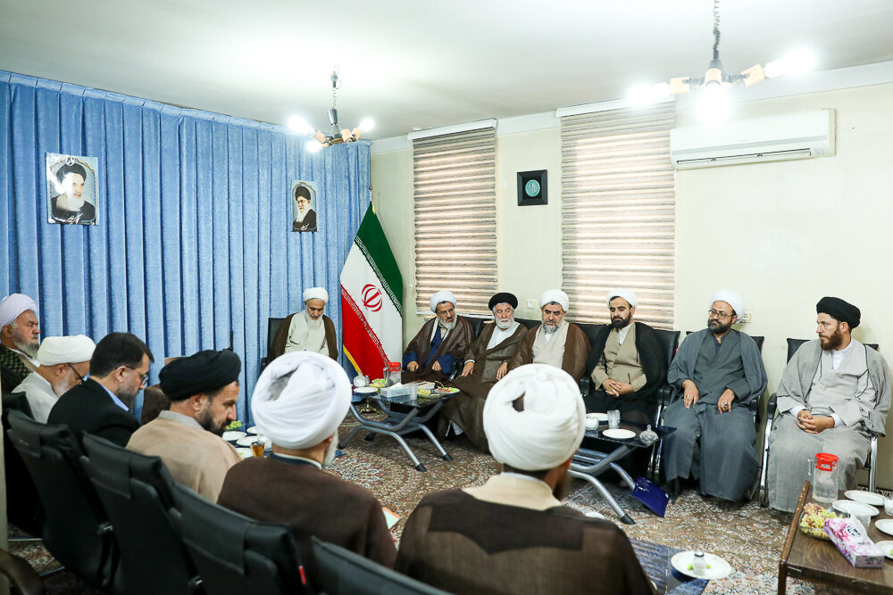 قدردان ملت هستیم / برخورد با فتنه گران جدّی باشد