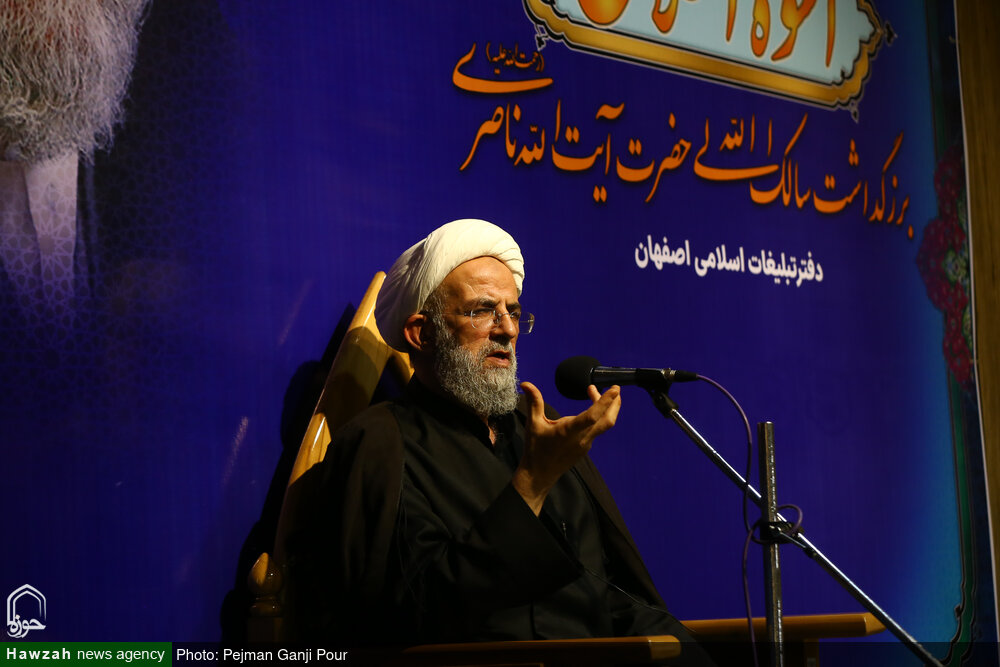 آیت الله ناصری ثمره حوزه های علمیه بود