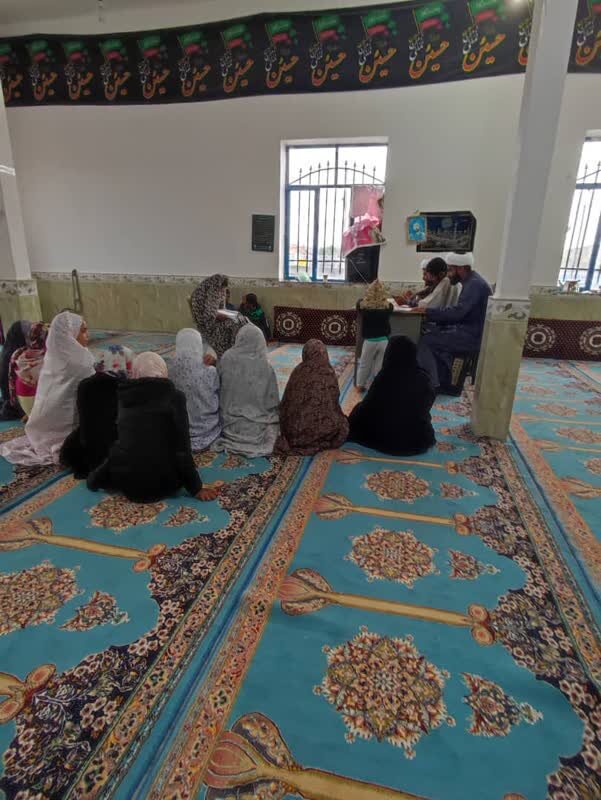 خدمات یک روحانی در روستای کالیمانی | از اشتغالزایی و تأمین جهیزیه تا ترک اعتیاد معتادان