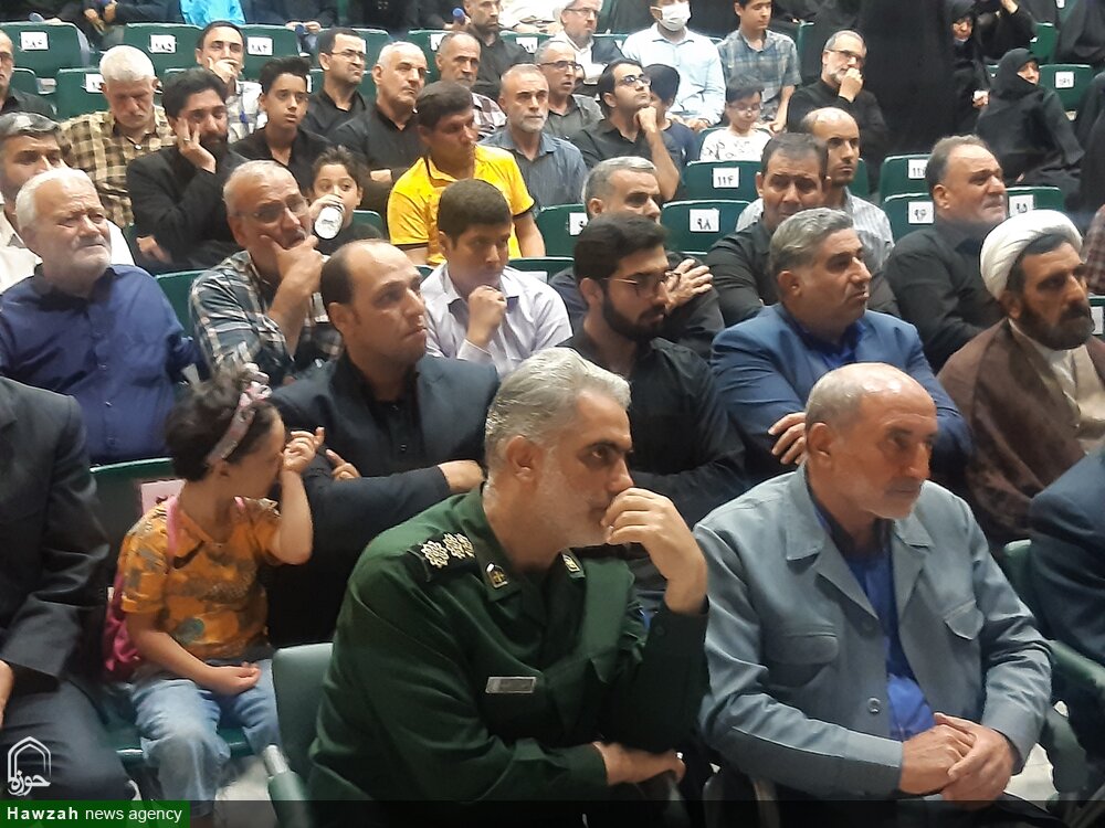 برگزاری یادواره شهید سردار خادمی و ۱۸۰۰ شهید کاشان +عکس