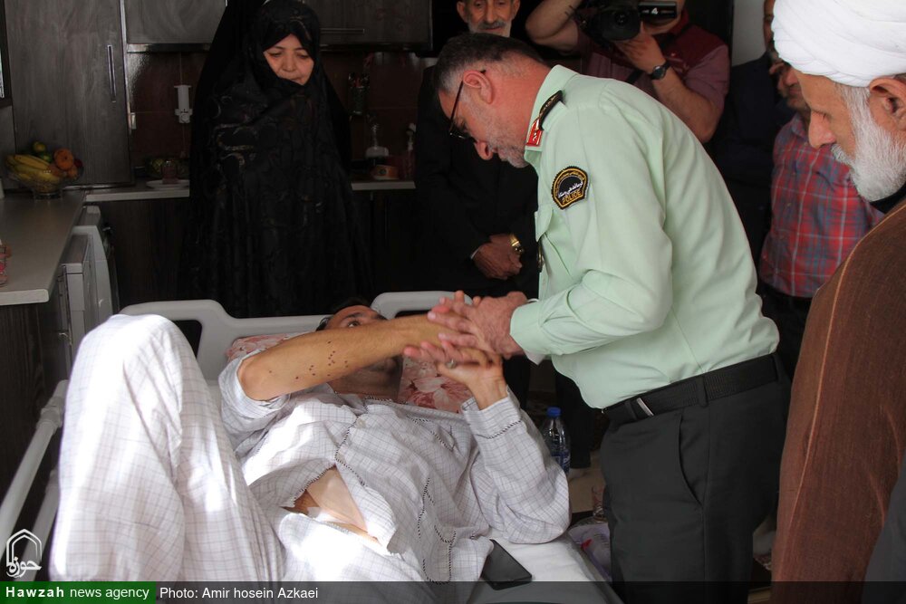 عیادت امام جمعه همدان از مجروحان فراجا در اغتشاشات اخیر / تضعیف فراجا و نیروهای امنیتی خیانت به کشور است