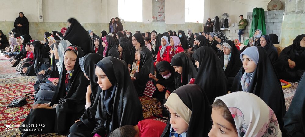 برگزاری محفل انس با قرآن کریم  در مسجد فاطمه زهرا(س) شهر مادوان برگزار شد