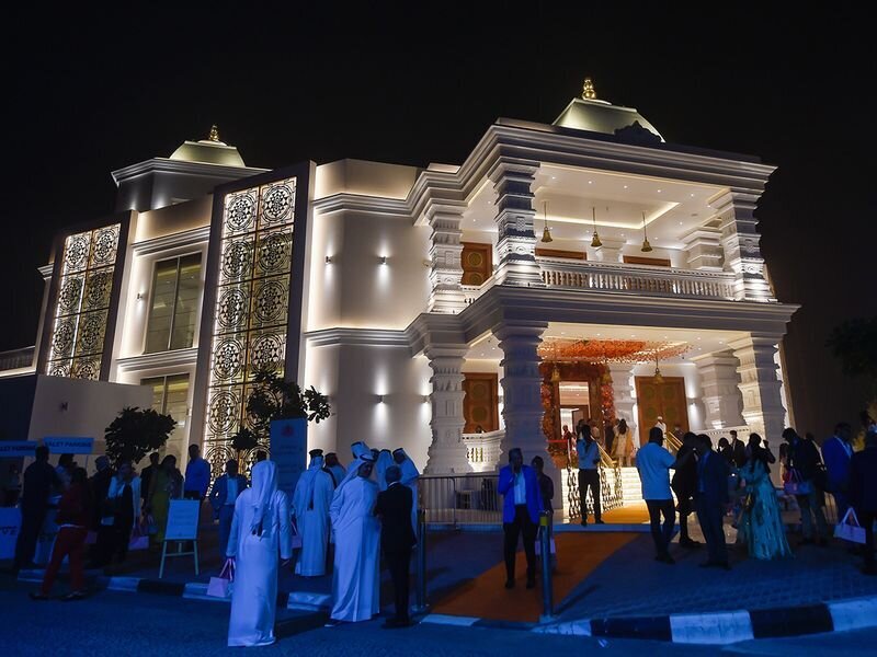 संयुक्त अरब अमीरात में सबसे बड़े हिंदू मंदिर का उद्घाटन संयुक्त अरब अमीरात में सबसे बड़े हिंदू मंदिर का उद्घाटन