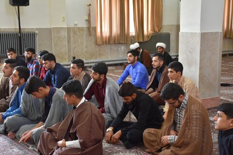 تصاویر/ مدیر حوزه علمیه کردستان در جمع طلاب مدرسه علمیه کامیاران