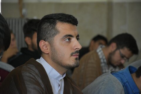 تصاویر/ مدیر حوزه علمیه کردستان در جمع طلاب مدرسه علمیه کامیاران