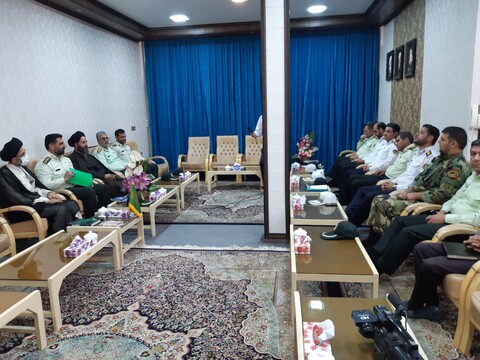 تصاویر:دیدار فرماندهان نیروی انتظامی با نماینده ولی فقیه درکاشان