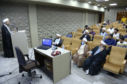 تصاویر/ آیین اعطای اعتبارنامه شرکت‌های خلاق و رونمایی از سامانه‌های فناورانه خانه خلاق و نوآوری اشراق