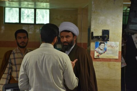 تصاویر/ حضور مدیر حوزه علمیه کردستان در جمع طلاب مدرسه علمیه قروه