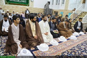 फ़ोटो / पैगंबर के जन्म दिवस पर आयतुल्लाहिल उज़्मा शुबैरी ज़ंजानी के हाथो धार्मिक छात्रो की अम्मामा पोशी 