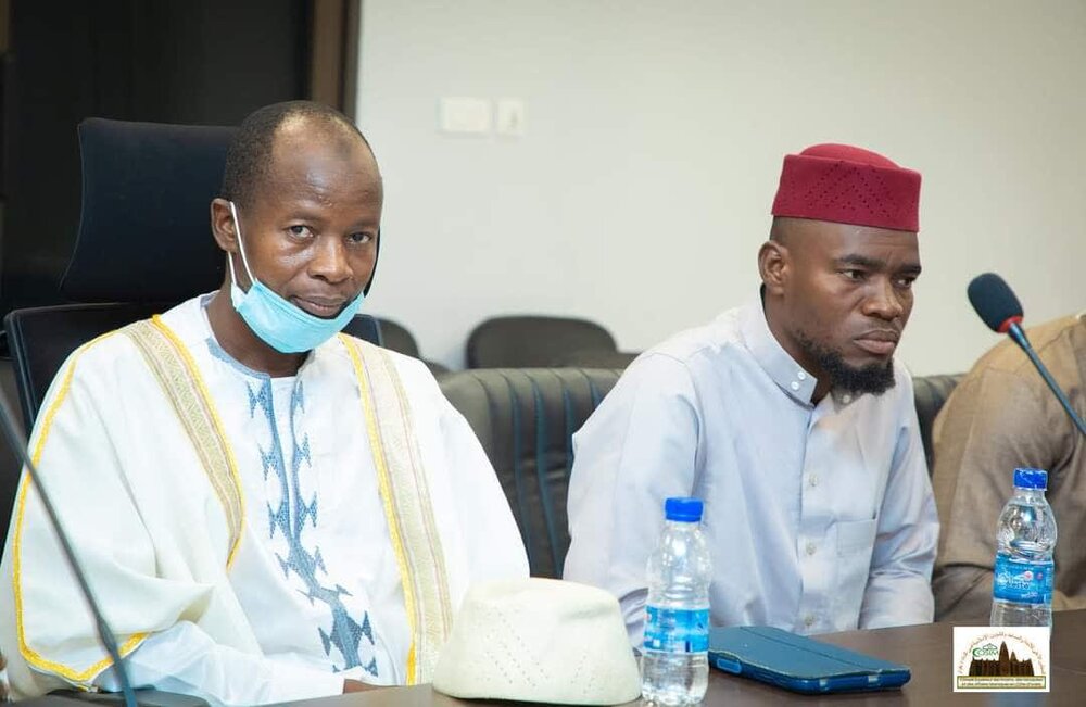 دیدار جمعی از خیّرین ساحل عاج با رئیس مجلس اسلامی این کشور + تصاویر