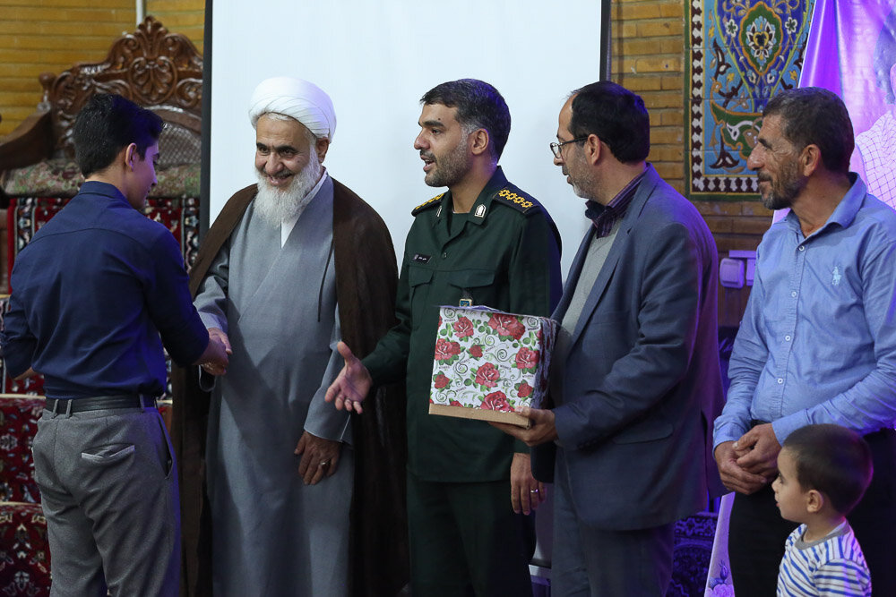 راه های کسب آرامش حقیقی در بیان امام جمعه قزوین