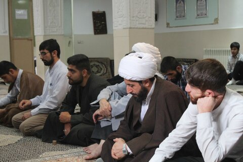 تصاویر/ دیدار مدیر حوزه علمیه کردستان با روحانیون و طلاب مدرسه علمیه امام صادق (ع) بیجار