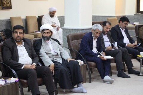 تصاویر/ نشست مشترک ائمه جمعه و فرمانداران استان بوشهر