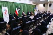 اهتزاز پرچم مقدس ایران اسلامی بر فراز قله‌های ورزش قهرمانی، نماد غیرت دینی است