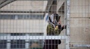 दमनकारी इस्राइली जेलों में विभिन्न बीमारियों से पीड़ित 28 फ़िलिस्तीनी महिलाएं