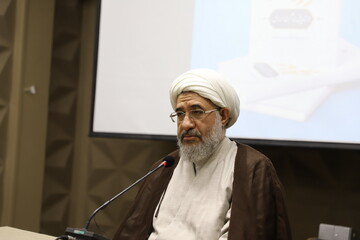 وحدت اقتدار آفرین است | جامعه متفرق رو به انقراض می‌رود