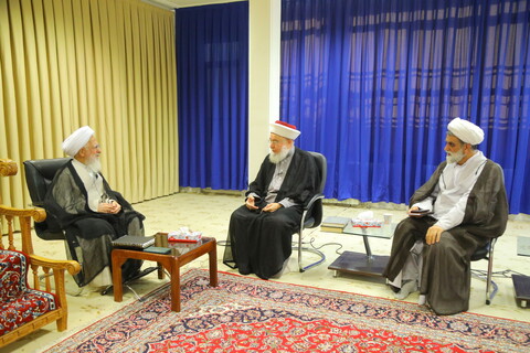 دیدار رئیس هیئت امنای تجمع علمای مسلمین لبنان با آیت‌الله العظمی جوادی آملی
