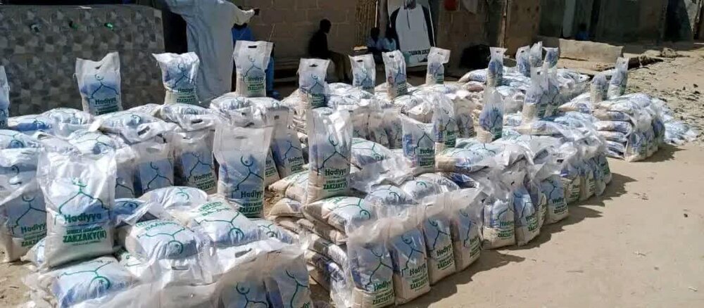 شیخ ابراہیم زکزاکی کی شمالی نائیجیریا کے سیلاب سے متاثرہ لوگوں کے لئے امداد