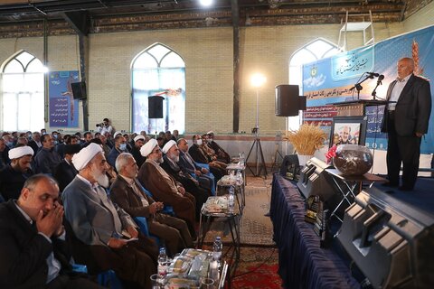تصاویر / همایش زکات استان با حضور نماینده ولی فقیه در قزوین