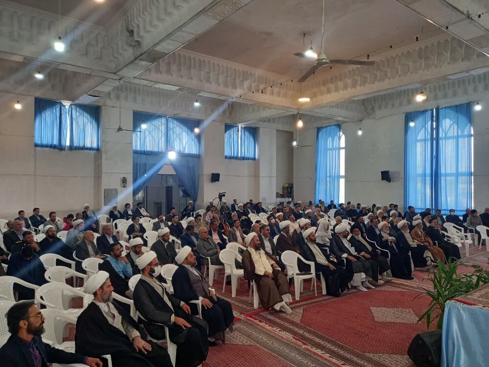 همایش معرفی و رونمایی کتاب «کشف الأستار؛ عن وجهالکتب والاسفار» برگزار شد