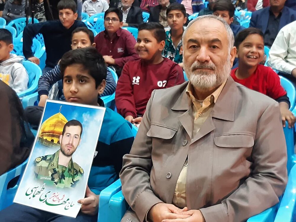 ششمین یادواره شهدای استرک کاشان برگزار شد +عکس