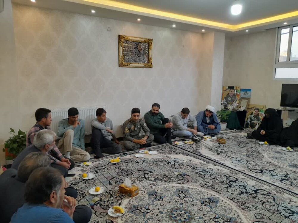 خانواده شهید خلبان «قاسم زمانی» تجلیل شد + عکس