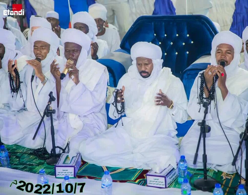 برگزاری مراسم میلاد پیامبر (ص) در زاویه تیجانیه نیل ازرق +تصاویر