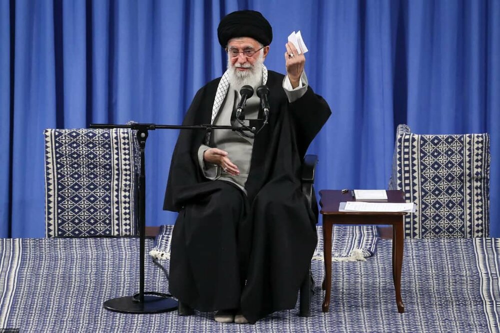 इमाम ए ज़माना अ.स. की मिसाल एक तरह से हज़रत यूसुफ़ जैसी इमाम ए ज़माना अ.स. की मिसाल एक तरह से हज़रत यूसुफ़ जैसी