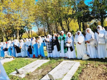 اجرای آیین مذهبی از سوی  مسلمانان شهر نیس فرانسه +تصاویر