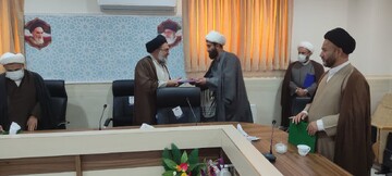 تجلیل از برگزارکنندگان کنگره شهدای روحانی کهگیلویه و بویراحمد