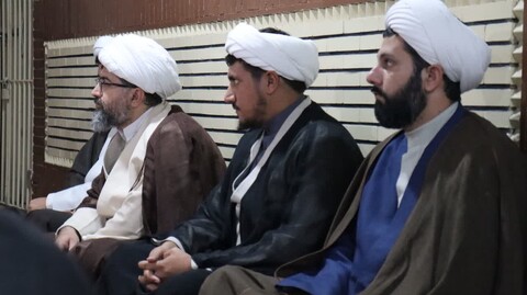 تصاویر/ نشست مدیر مرکز خدمات آذربایجان غربی با اساتید و طلاب مدرسه علمیه امام خمینی(ره) ارومیه