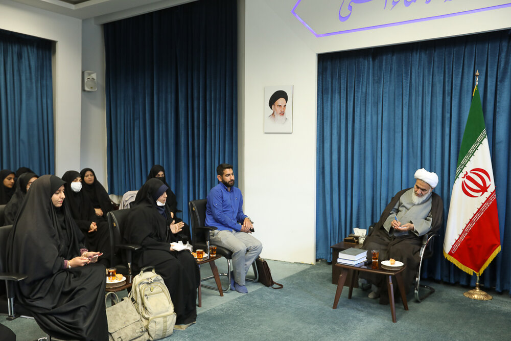 برنامه ریزی برای جذب بچهها به مسجد