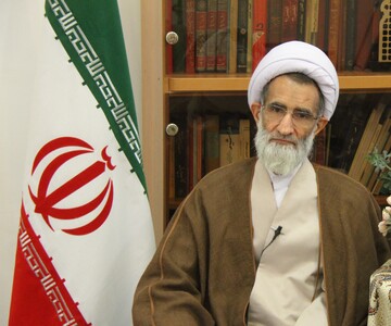 روز تشییع شهدای شیراز شور انقلابی مردم ایران را ببینید